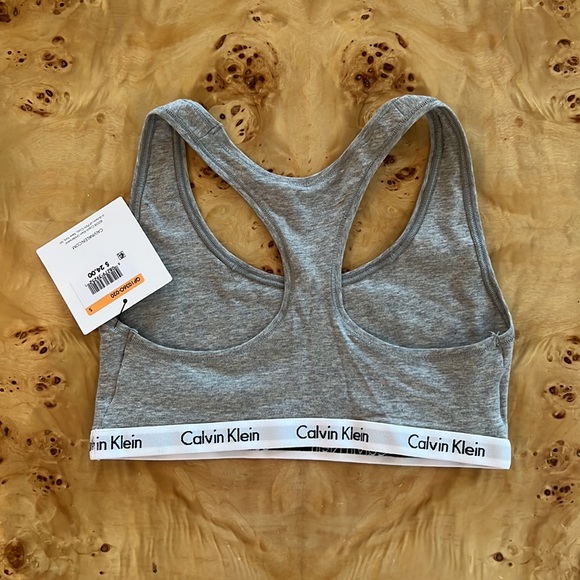 NWT Calvin Klein Unlined Bralette Size S - Picture 2 of 2